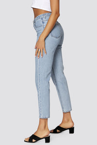 Mom-Jeans in verwaschenem Blau