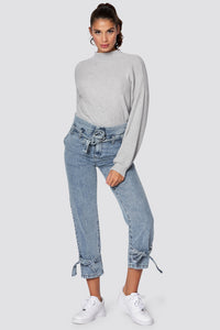 Mom-Jeans mit Bindegurt in hellblau