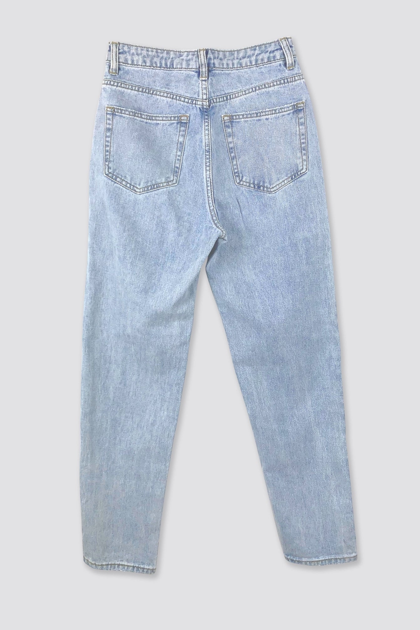 Hellblaue Mom Jeans mit Rissen 'Abby'