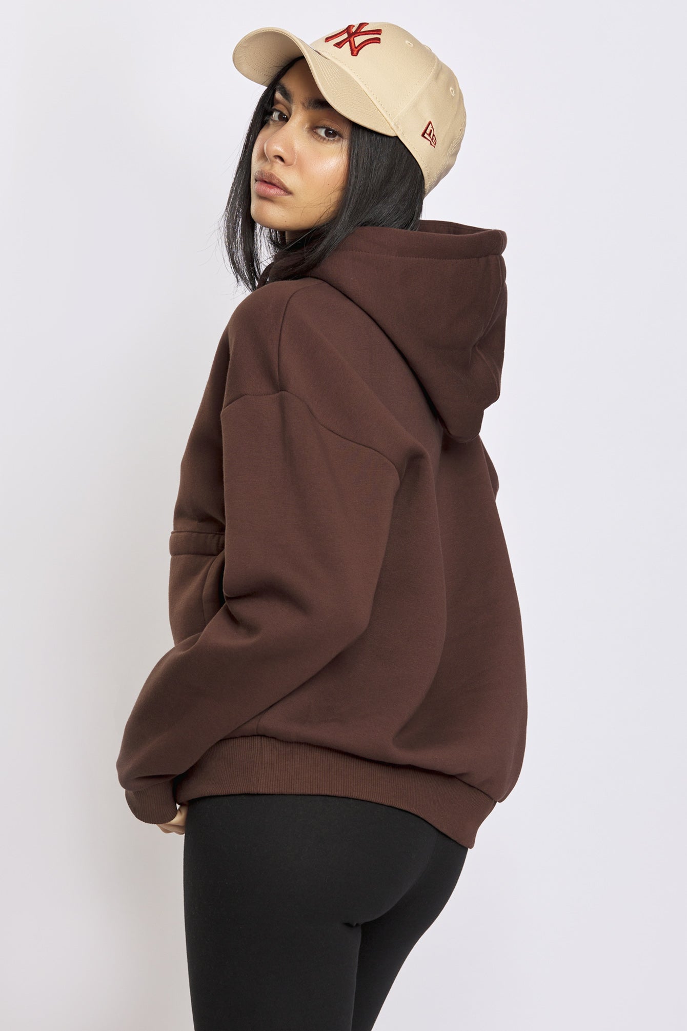 Freshlions Oversize Hoodie in braun "Lina"