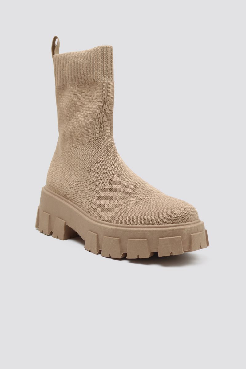 damen-knitted-boots-in-taupe-freshlions-aa26 (2)