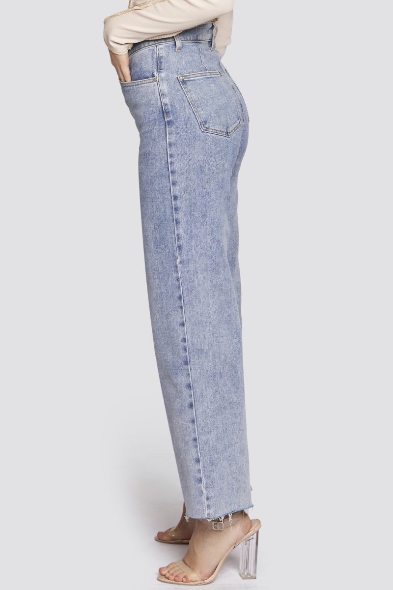 RD1782hellblau-straight-leg-jeans-xenia-freshlions-2