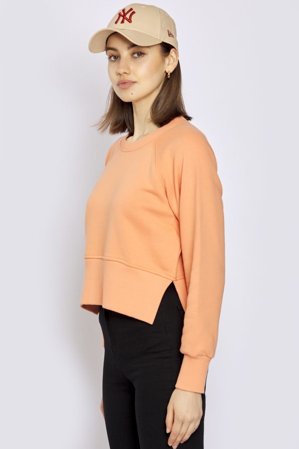 FL23-81or-2-sweater-in-orange-mit-schlitz