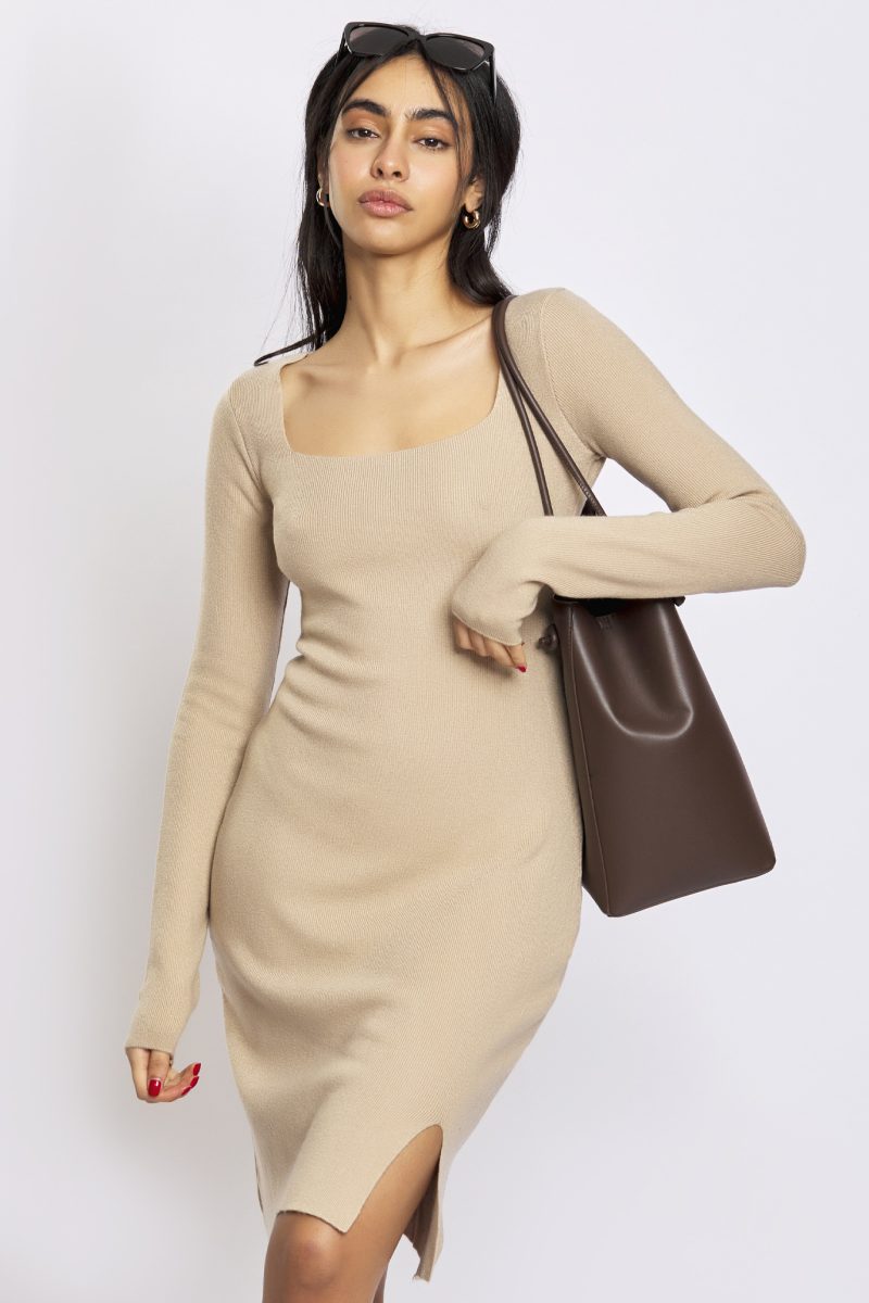 Mini-Strick-Kleid-mit-U-ausschnitt-in-beige-edda-LFN10710-a